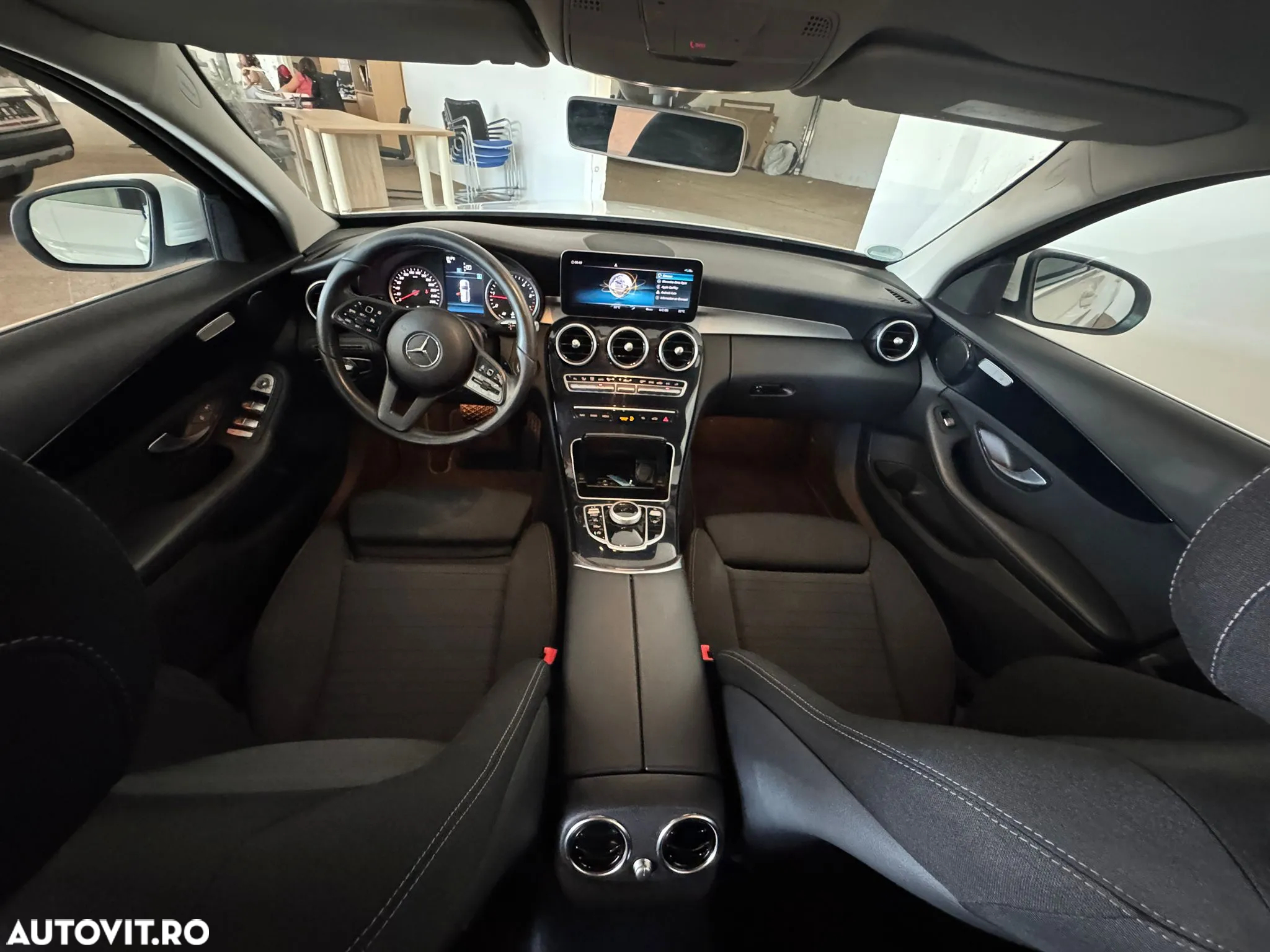 Mercedes-Benz C - 7