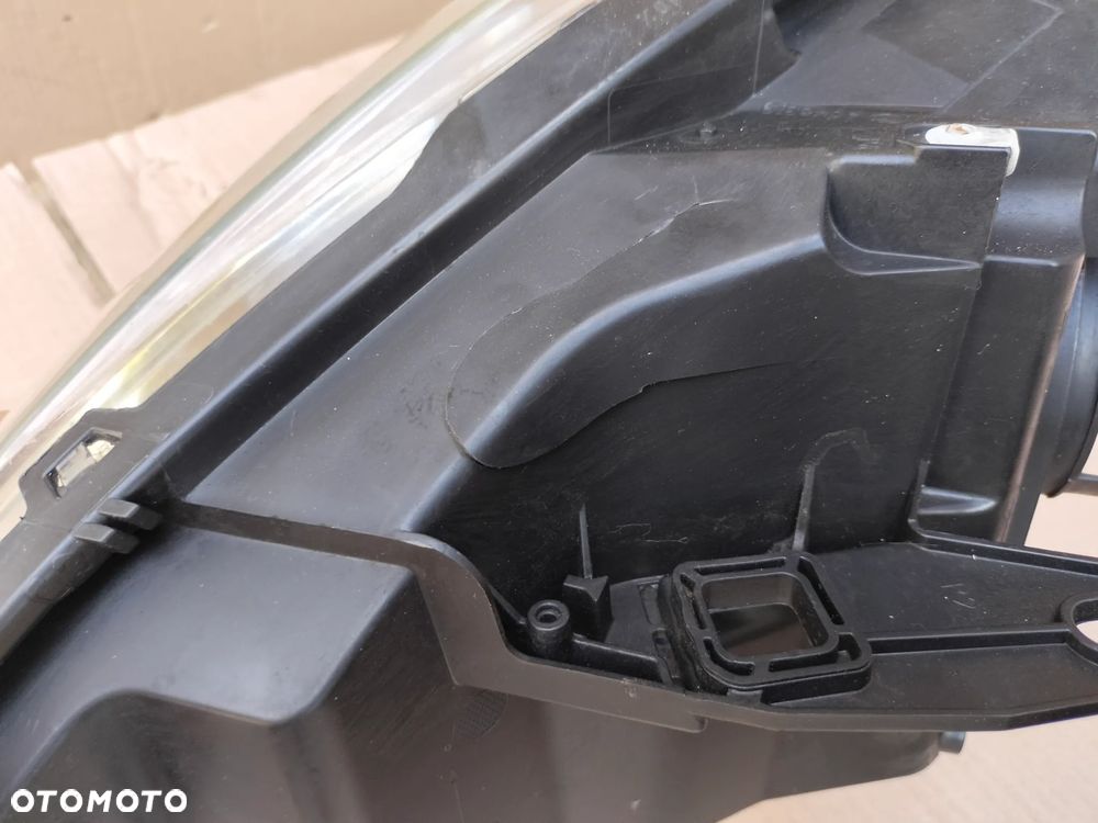 RENAULT SCENIC III LIFT 2013-2016 REFLEKTOR LAMPA LEWA SOCZEWKA  UK - 14