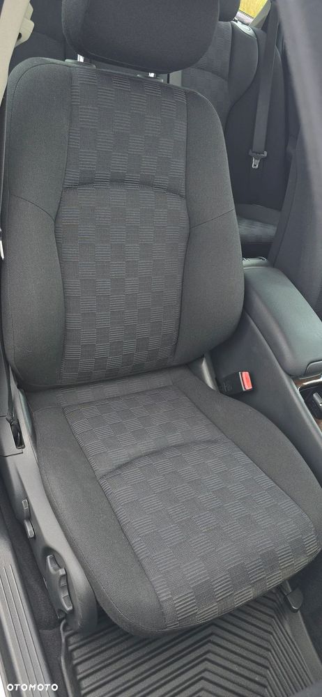 Mercedes-Benz Klasa C 180 Kompressor Automatik Classic - 28