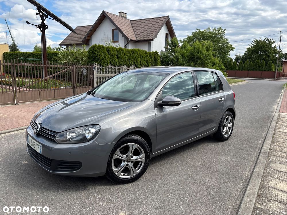 Volkswagen Golf 1.6 TDI DPF BlueMotion Technology Comfortline - 2