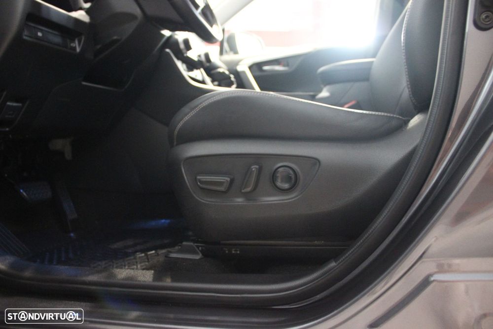 Toyota RAV4 2.5 HDF Exclusive - 10