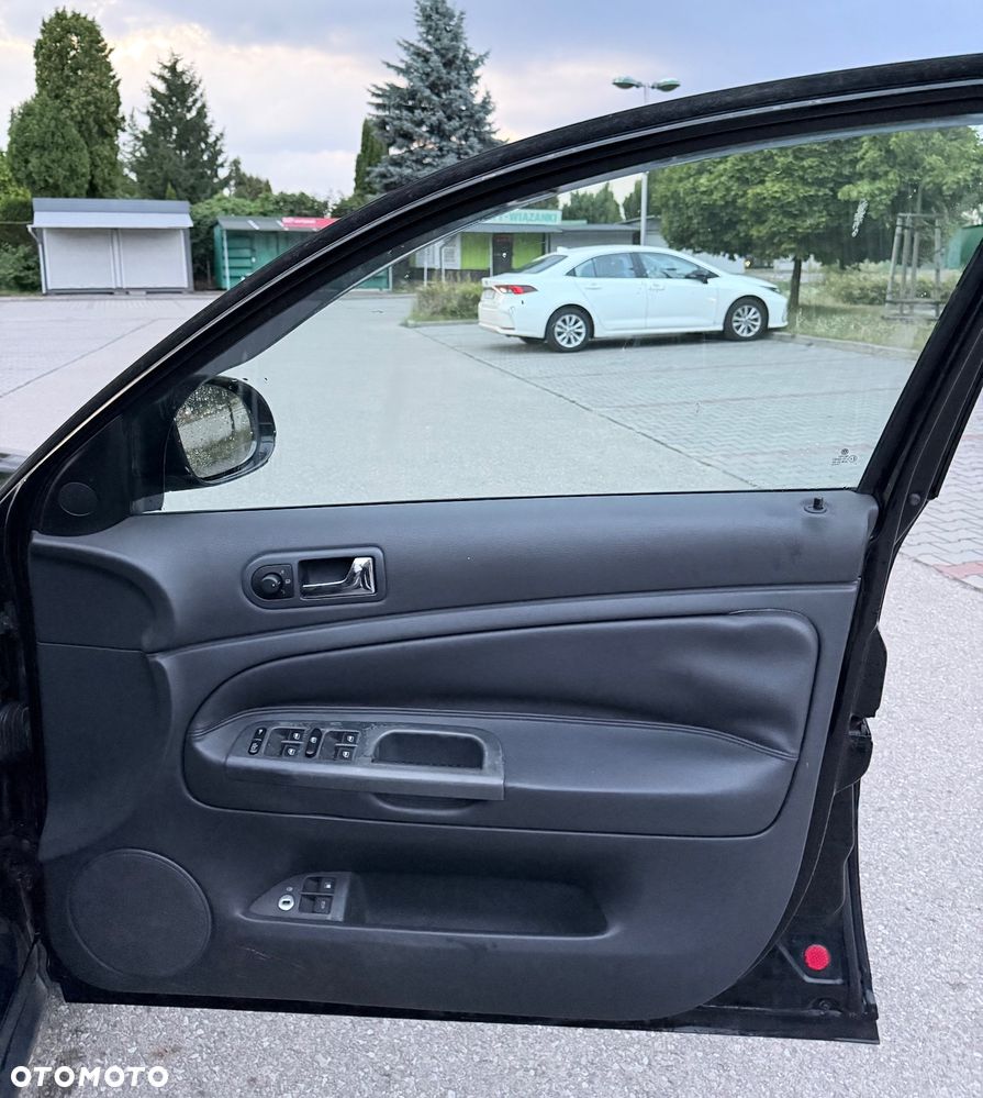 Volkswagen Passat 2.0 5V Highline - 17