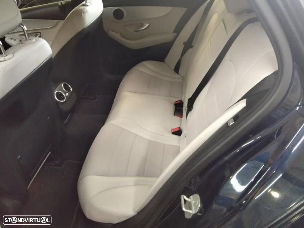 Mercedes-Benz C 220 - 4