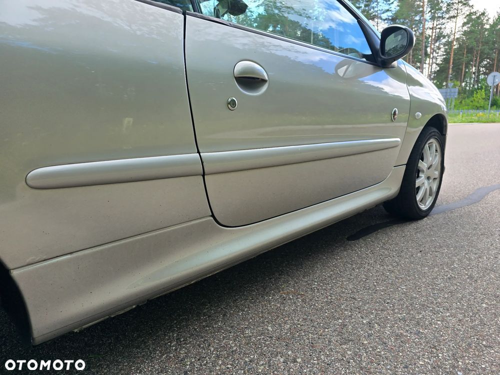 Peugeot 206 CC 1.6 - 18