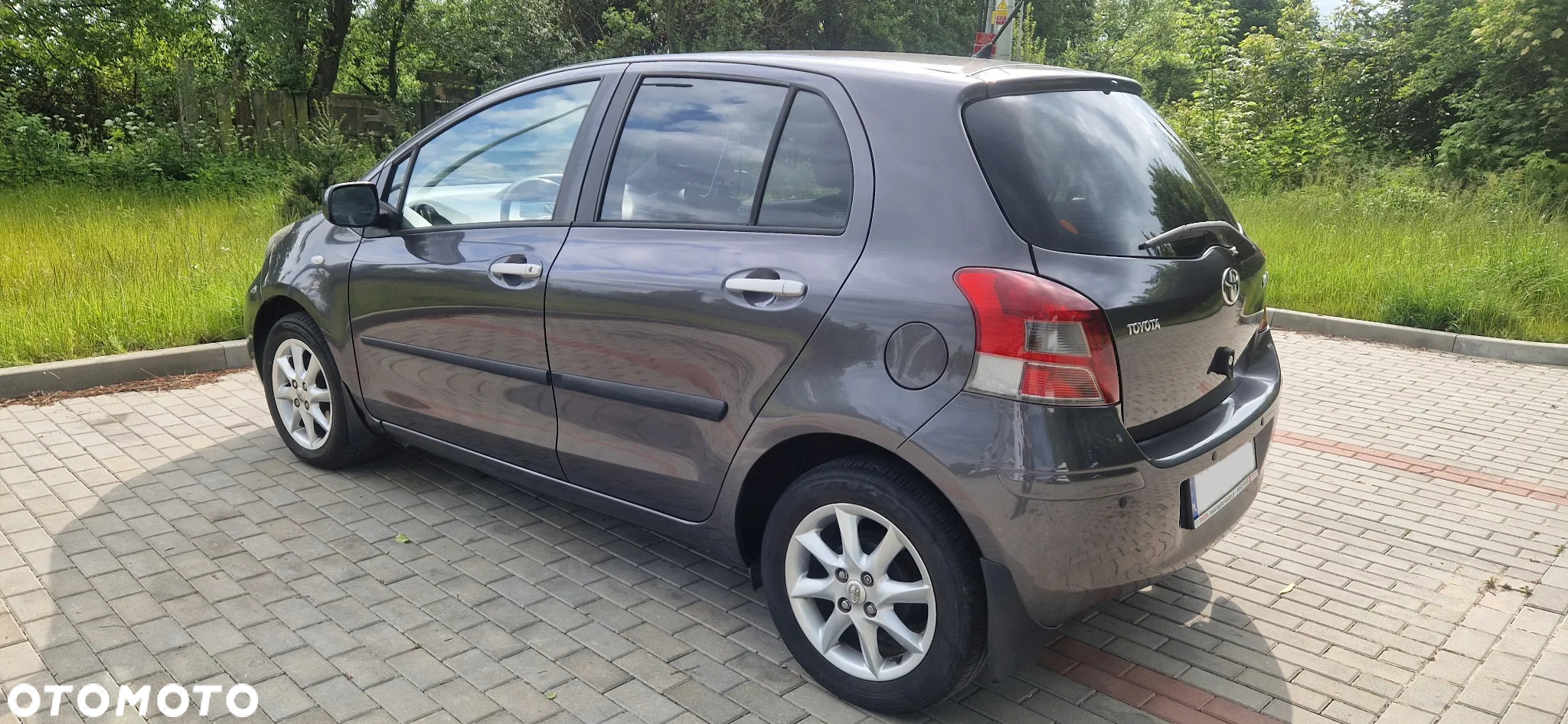 Toyota Yaris - 5