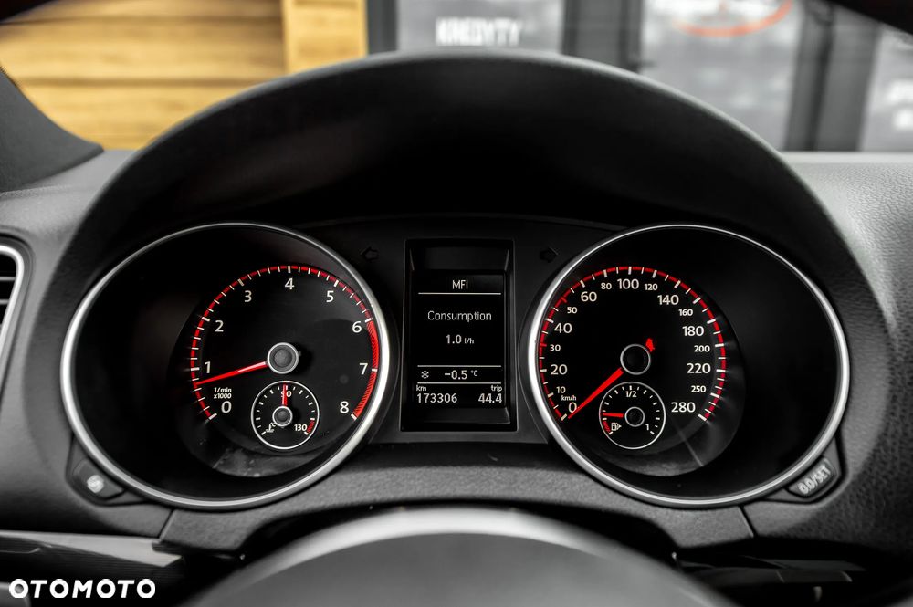 Volkswagen Golf 2.0 GTI - 25