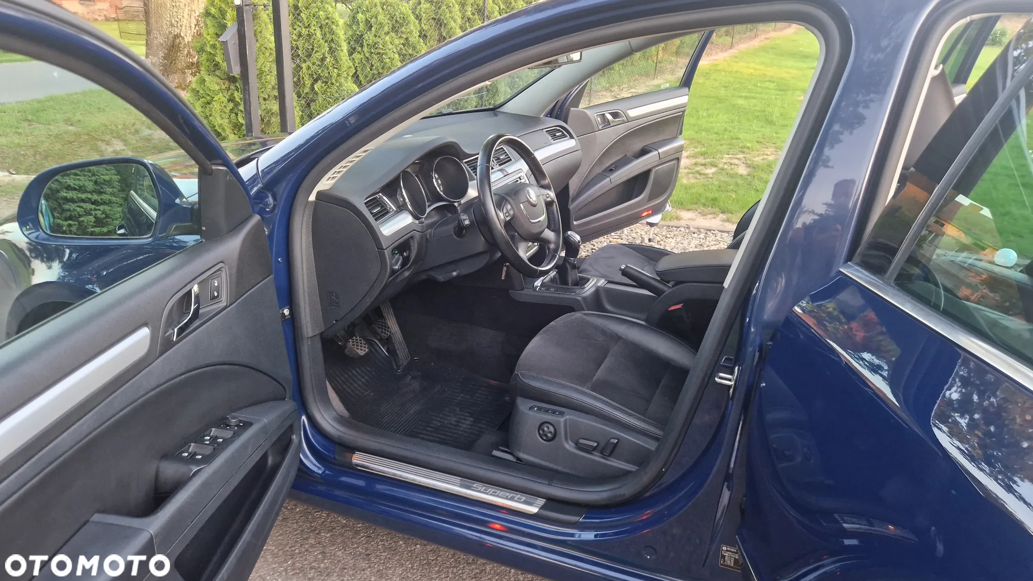 Skoda Superb 2.0 TDI 4x4 Elegance - 17