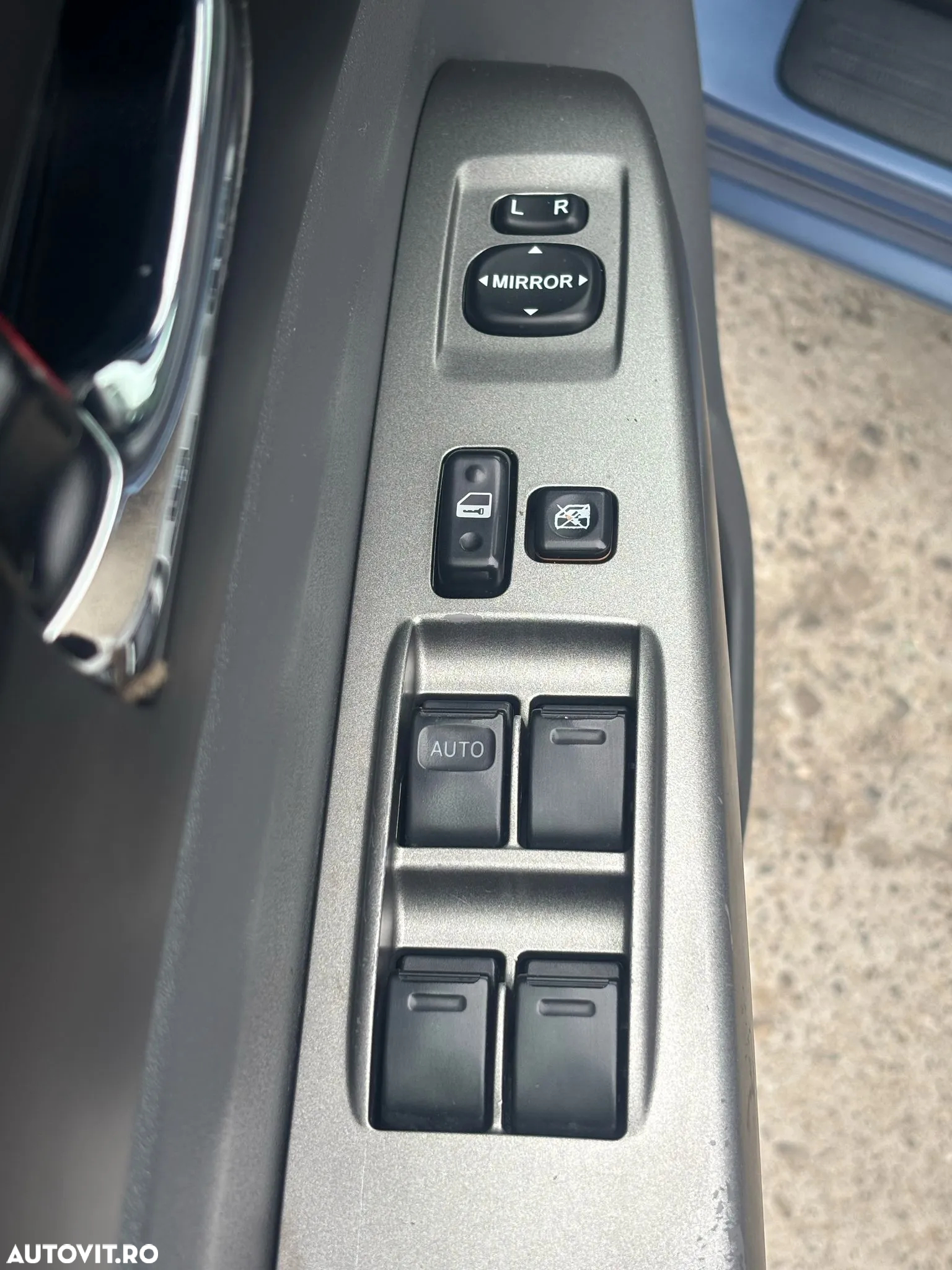 Toyota Prius (Hybrid) Luna - 15