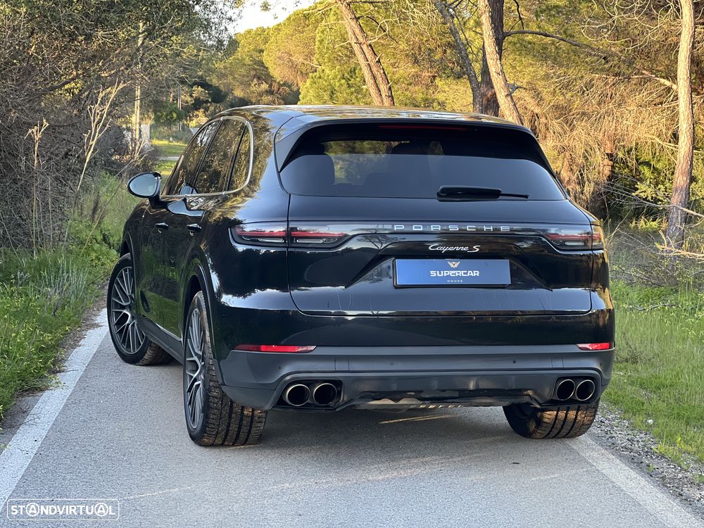 Porsche Cayenne S - 39