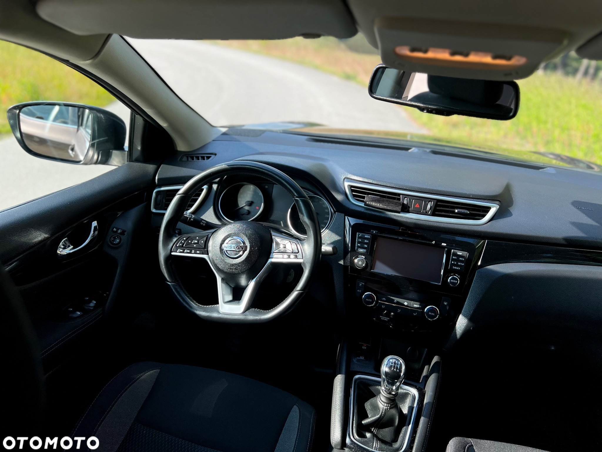 Nissan Qashqai 1.5 dCi N-Connecta - 14