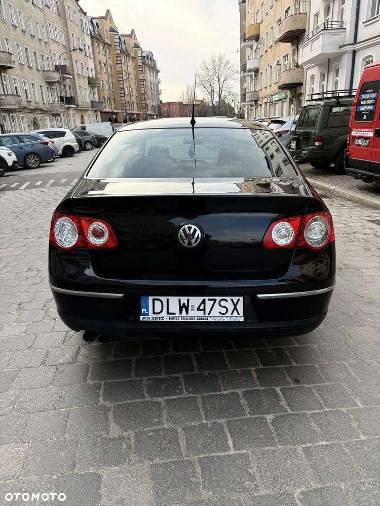 Volkswagen Passat 2.0 TDI DPF Highline - 2