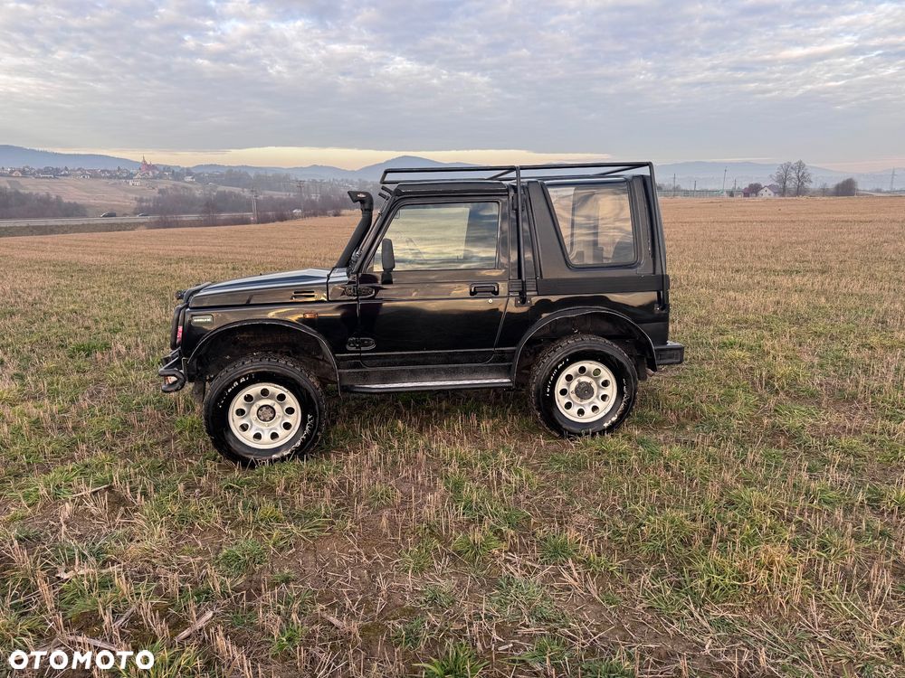 Suzuki Samurai 1.3 JX Canvas Top - 3