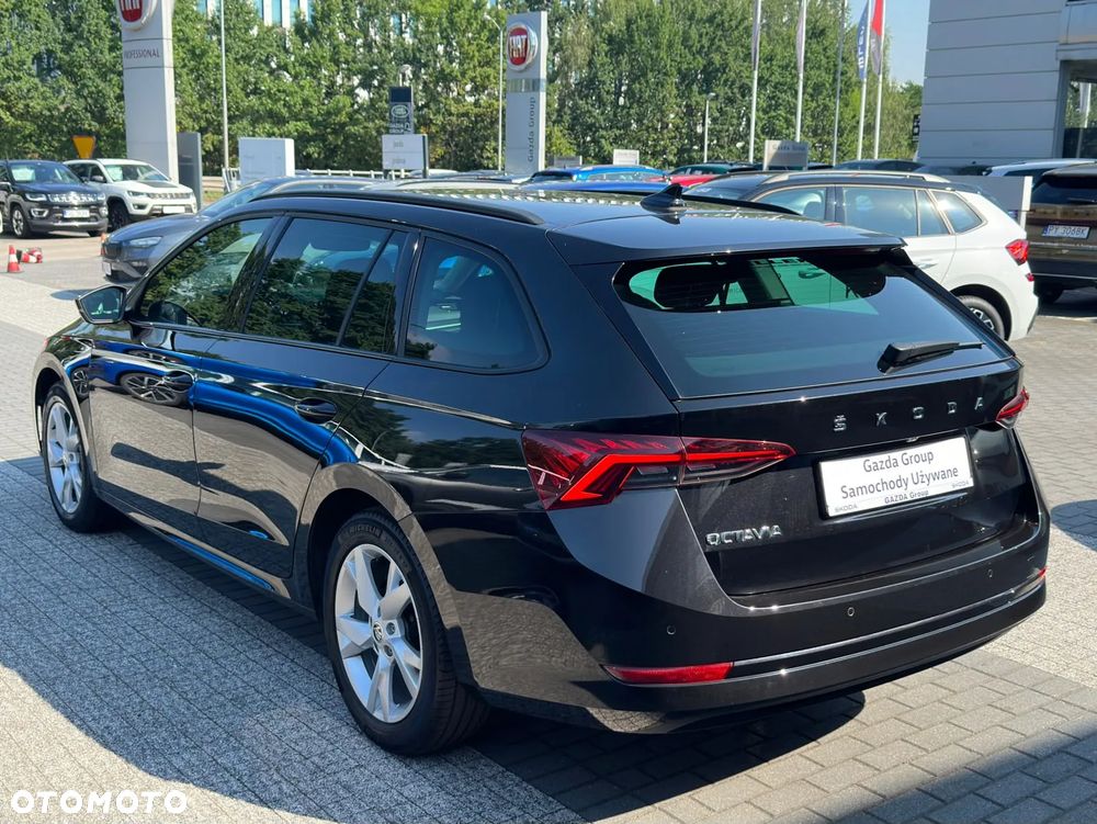 Skoda Octavia 2.0 TDI Ambition DSG - 8