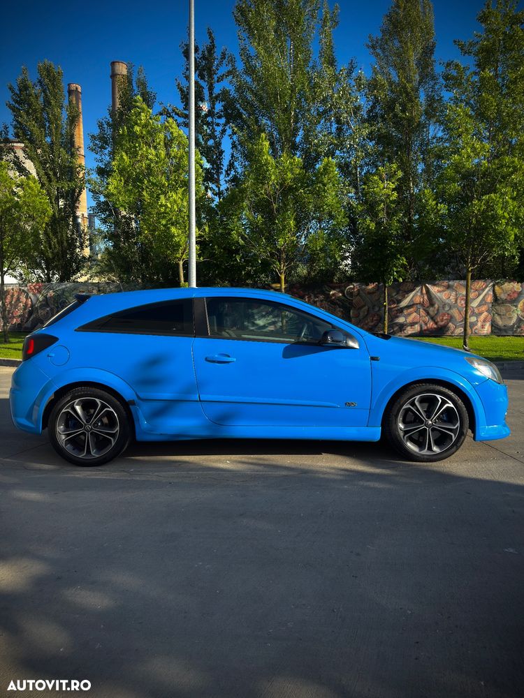 Opel Astra 2.0 Turbo Sport - 4
