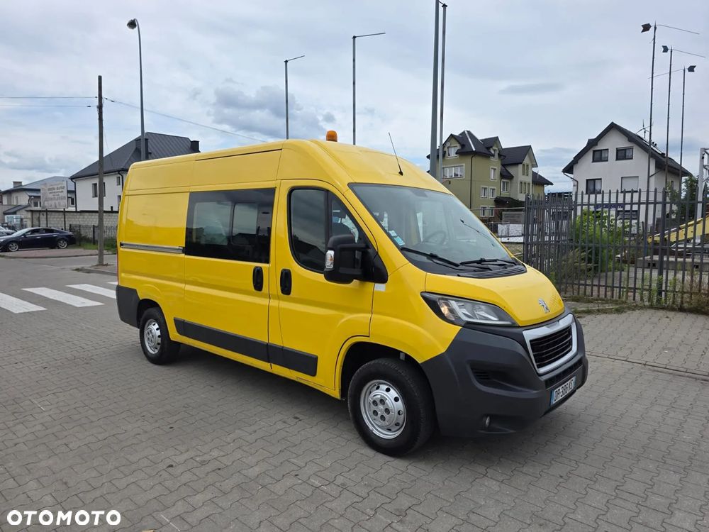 Peugeot Boxer Brygadówka (7-Osobowy) - 4