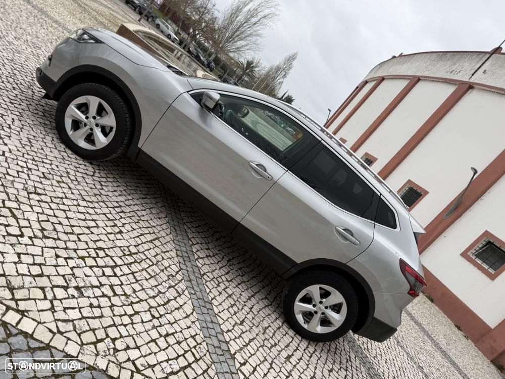 Nissan Qashqai 1.5 dCi N-Connecta Business - 12