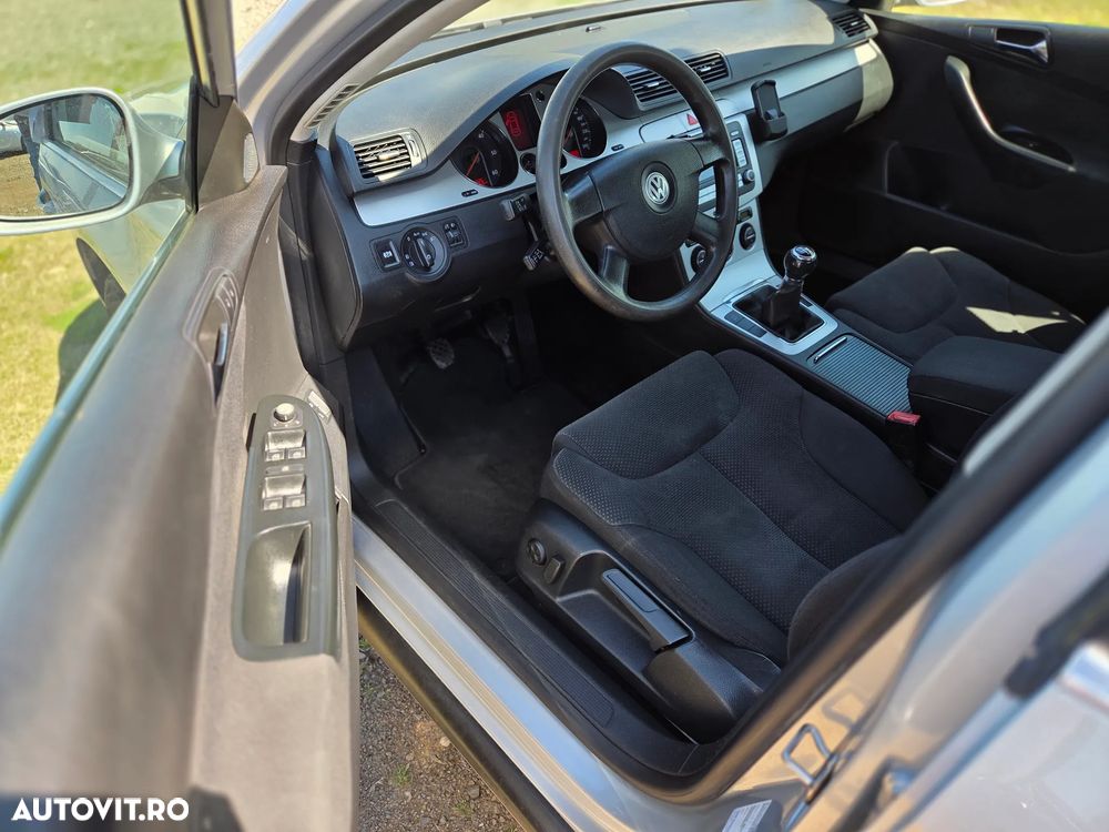 Volkswagen Passat 1.9 TDI Comfortline - 5