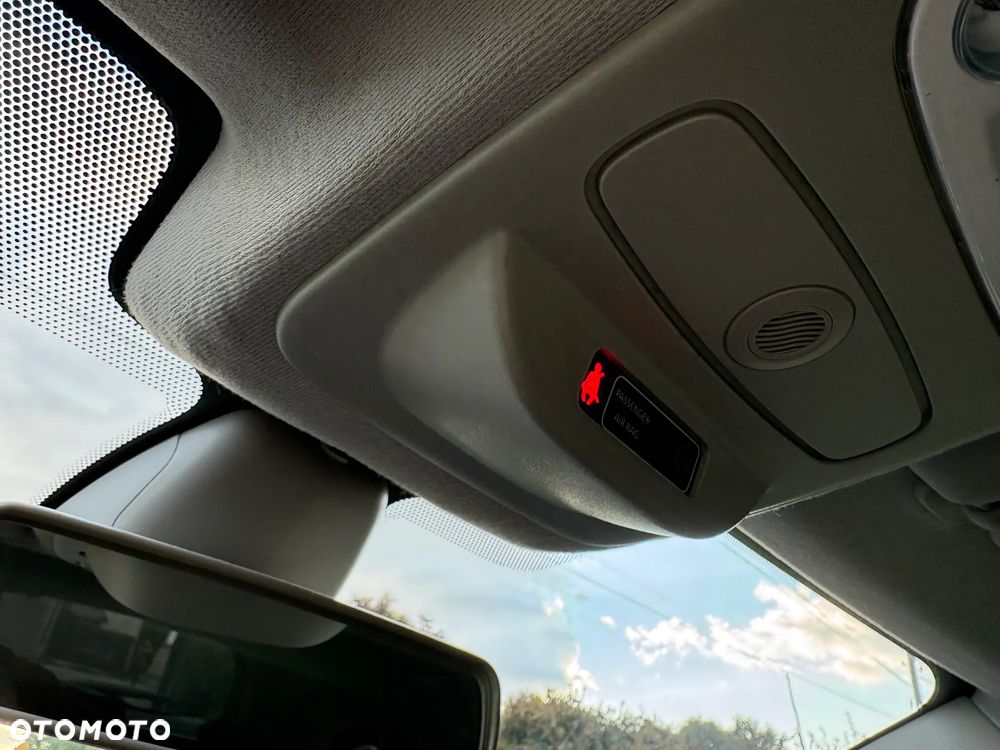 Renault Clio TCe 90 Limited - 30