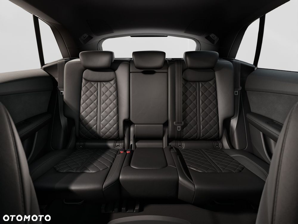 Audi Q8 SUV TFSI e quattro 290 kW tiptronic - 34