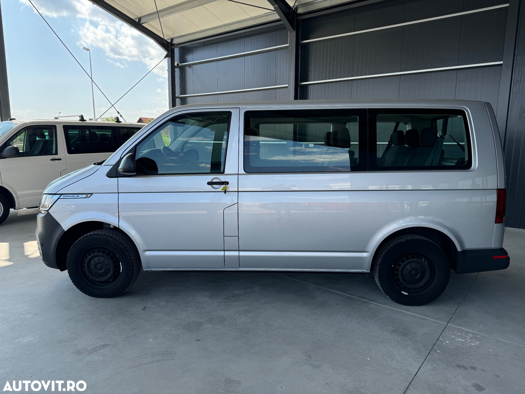 Volkswagen Caravelle T6.1 2.0 TDI 110 kW KR Highline - 10