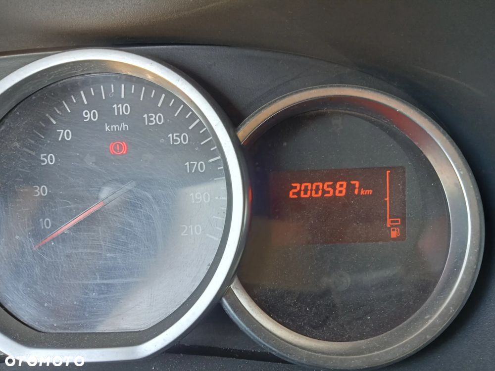 Dacia Dokker 1.6 SCe Laureate - 6