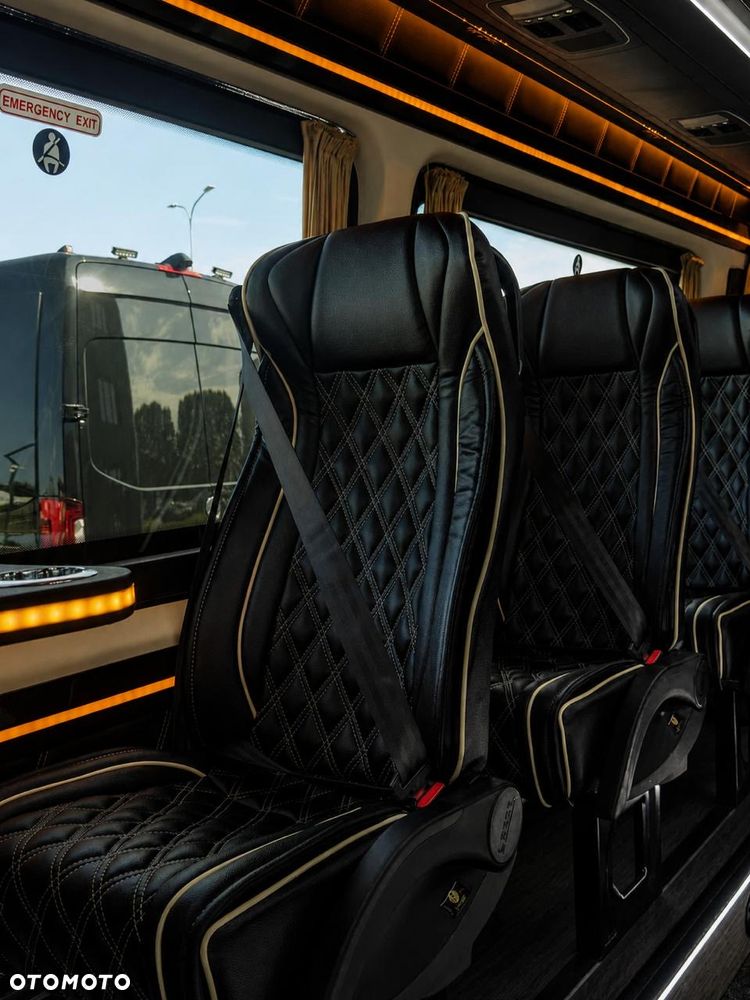 Mercedes-Benz SPRINTER 519 CDI 19+1+1 DUŻY BAGAŻNIK - 37