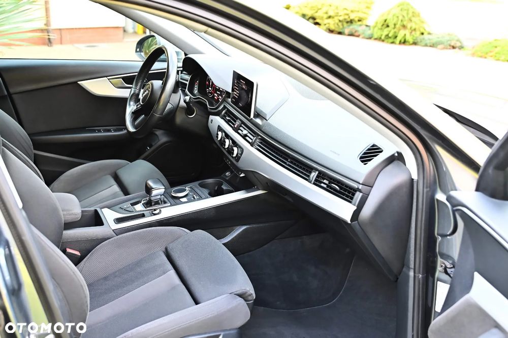 Audi A4 Avant 2.0 TDI Sport S tronic - 10