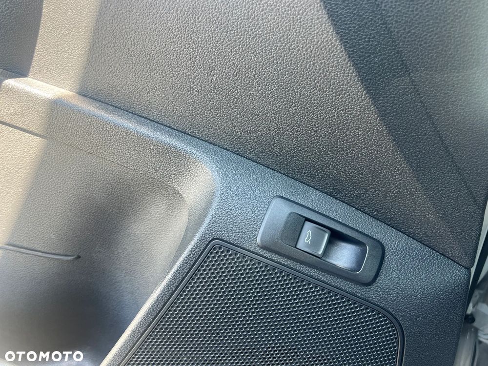 Skoda Karoq 1.5 TSI ACT Sportline DSG - 25