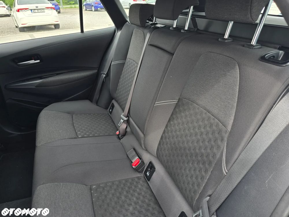 Toyota Corolla 1.8 Hybrid Comfort - 34