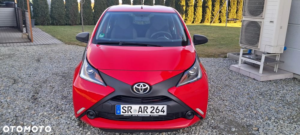 Toyota Aygo x-play Eco - 2