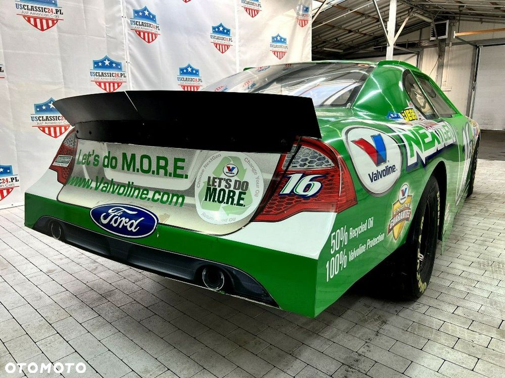Ford Fusion - 9