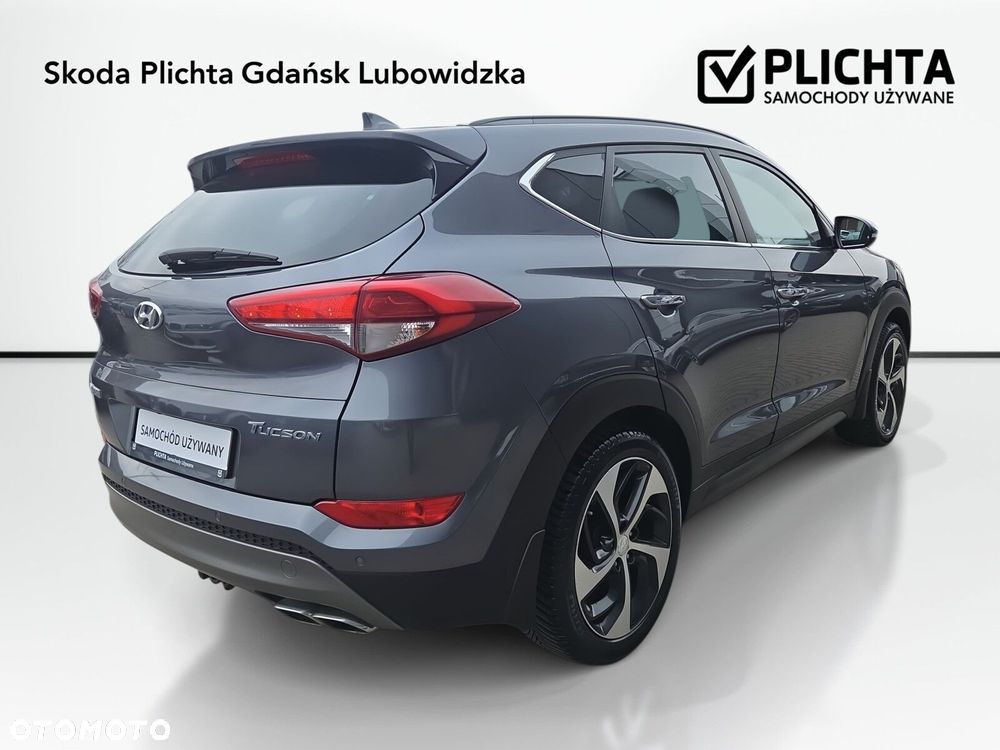 Hyundai Tucson 2.0 CRDI BlueDrive Style 2WD - 5