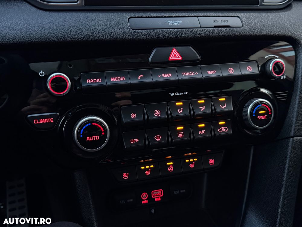 Kia Sportage 2,0 CRDI AWD Aut. GT Line - 14