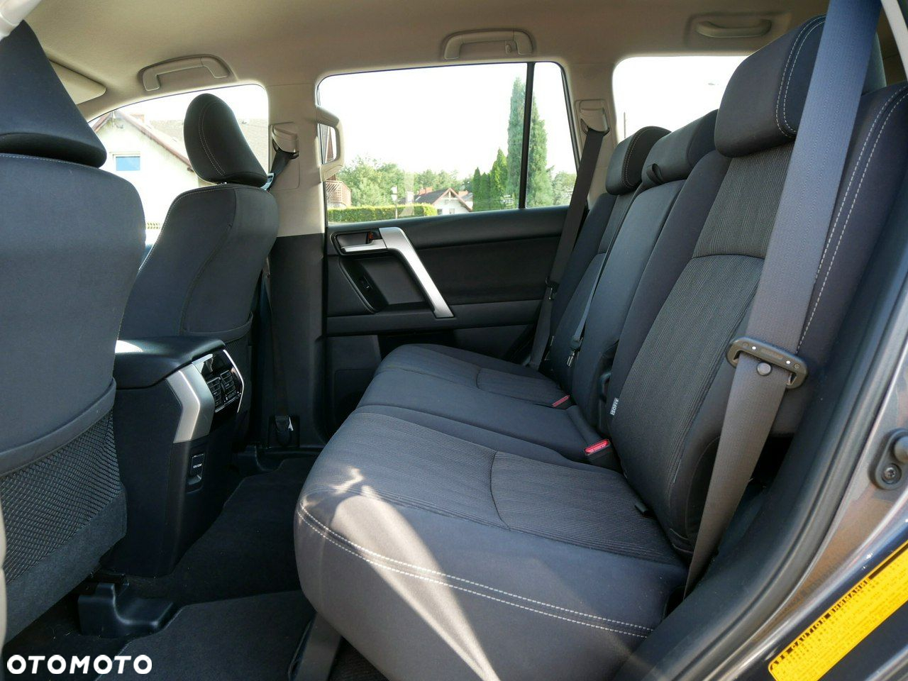 Toyota Land Cruiser - 8