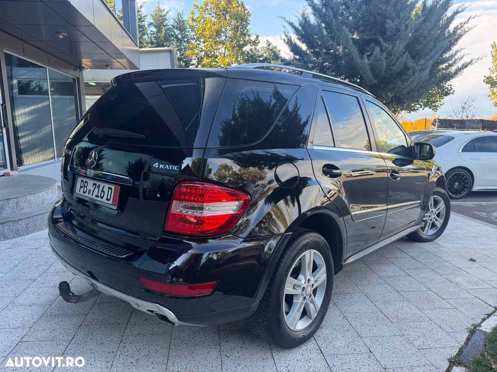Mercedes-Benz ML 300 CDI 4Matic 7G-TRONIC DPF BlueEFFICIENCY - 2