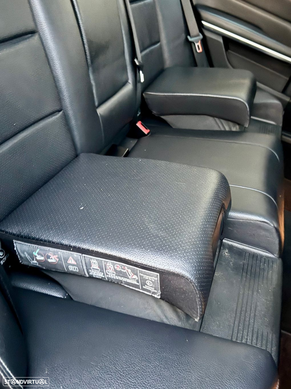 Mercedes-Benz E 300 Bluetec Hybrid Avantgarde - 54