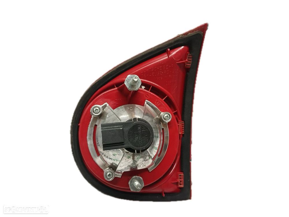 Farolim Mala Esq Volkswagen Golf V (1K1) - 2