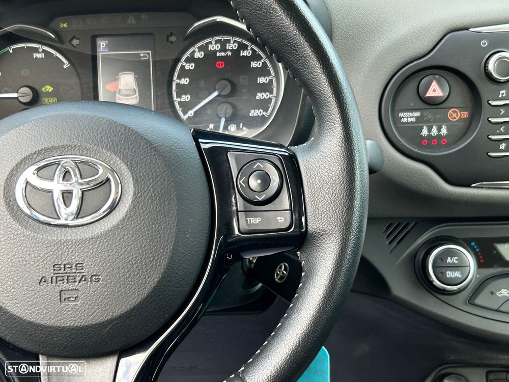 Toyota Yaris - 24