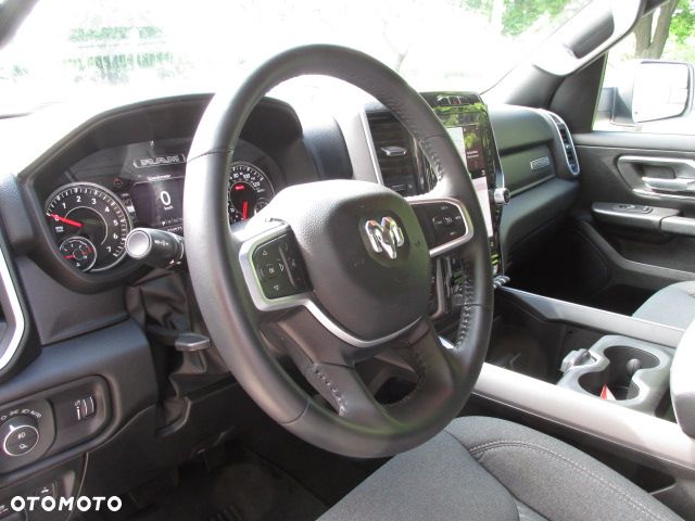 RAM 1500 Crew Cab Shortbed Bighorn - 18