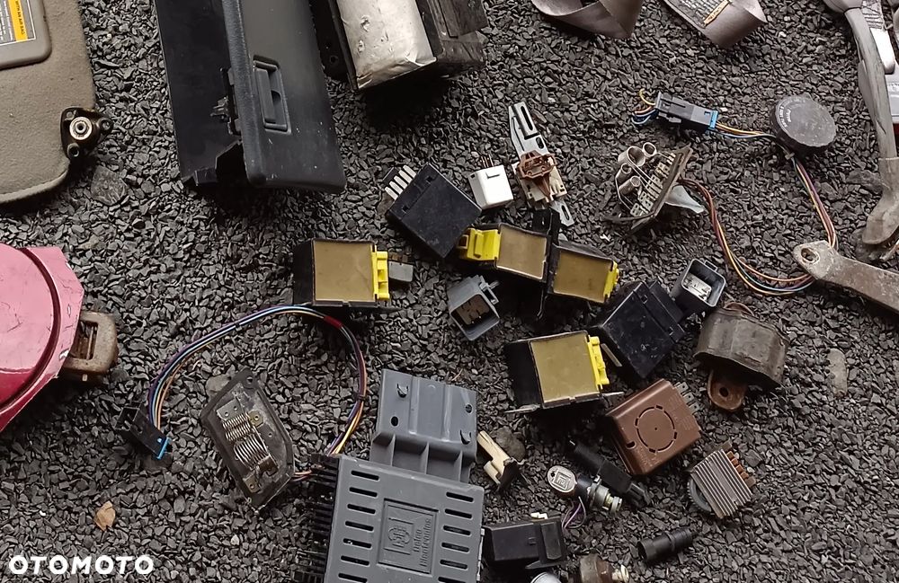 REZYSTOR OPORNIK DMUCHAWY NAWIEWU WENTYLACJI PONTIAC FIREBIRD CHEVROLET CAMARO 93-02 3.4 3.8 5.7 HHR IMPALA LUMINA MONTE CARLO G5 G6 GRAND PRIX BUICK ALLURE LACROSSE REGAL OLDSMOBILE CUTLASS SUPREME - 1