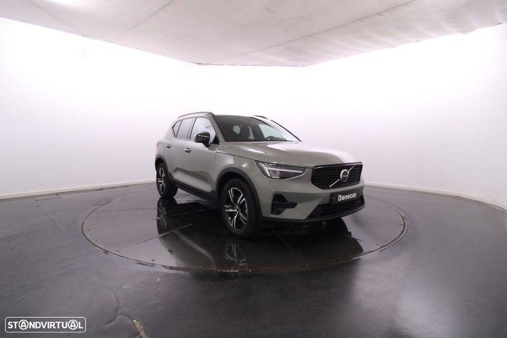 Volvo XC 40 2.0 B3 Plus Dark - 12