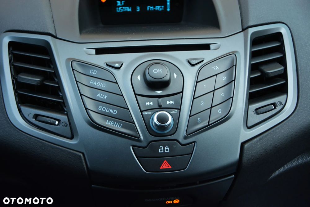 Ford Fiesta 1.25 SYNC Edition - 30