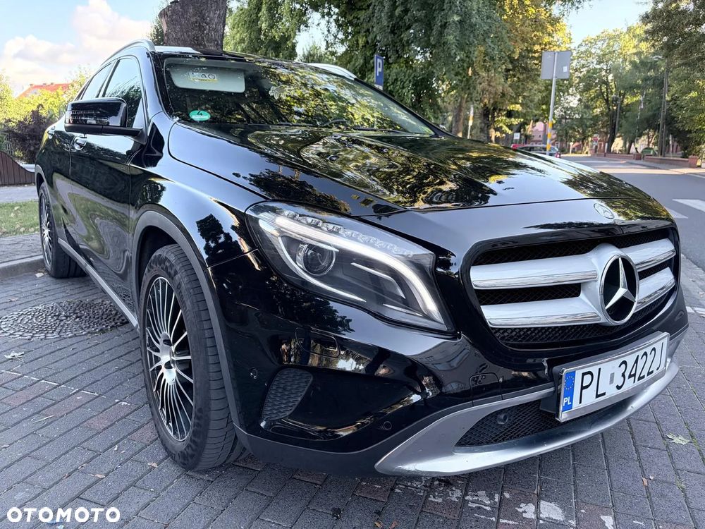 Mercedes-Benz GLA - 6