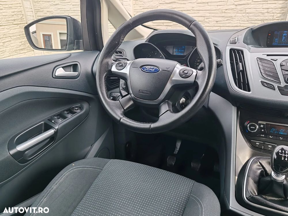 Ford C-Max - 8