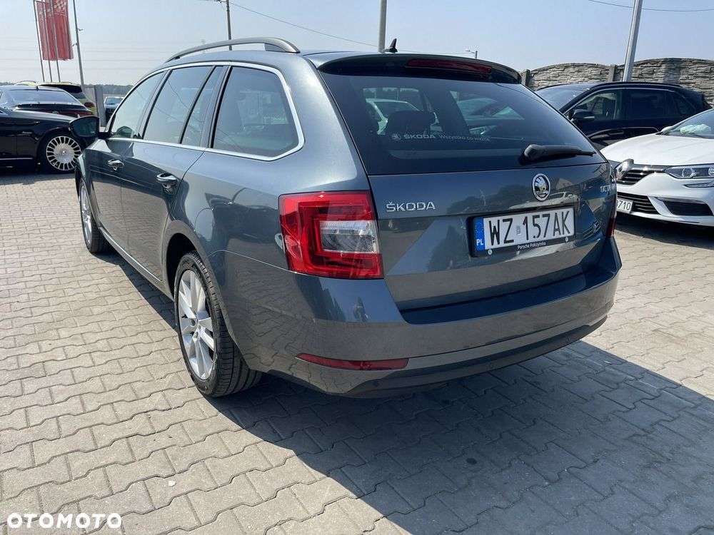 Skoda Octavia 2.0 TDI DSG Selection Plus - 2