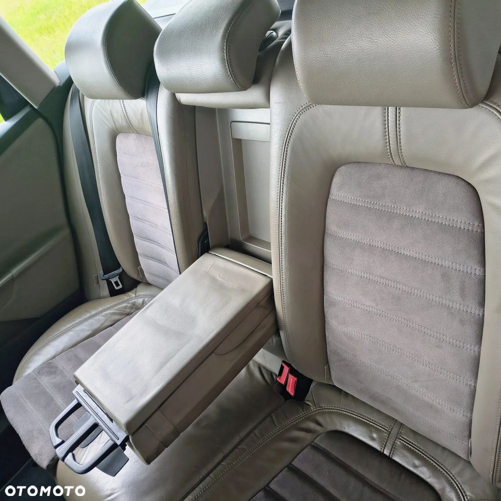 Volkswagen Passat 2.0 TDI Highline - 7