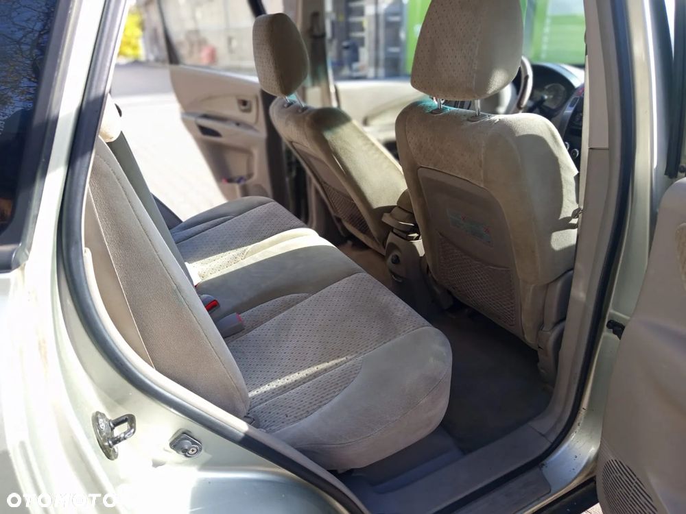 Hyundai Tucson 2.0 Comfort 2WD - 5