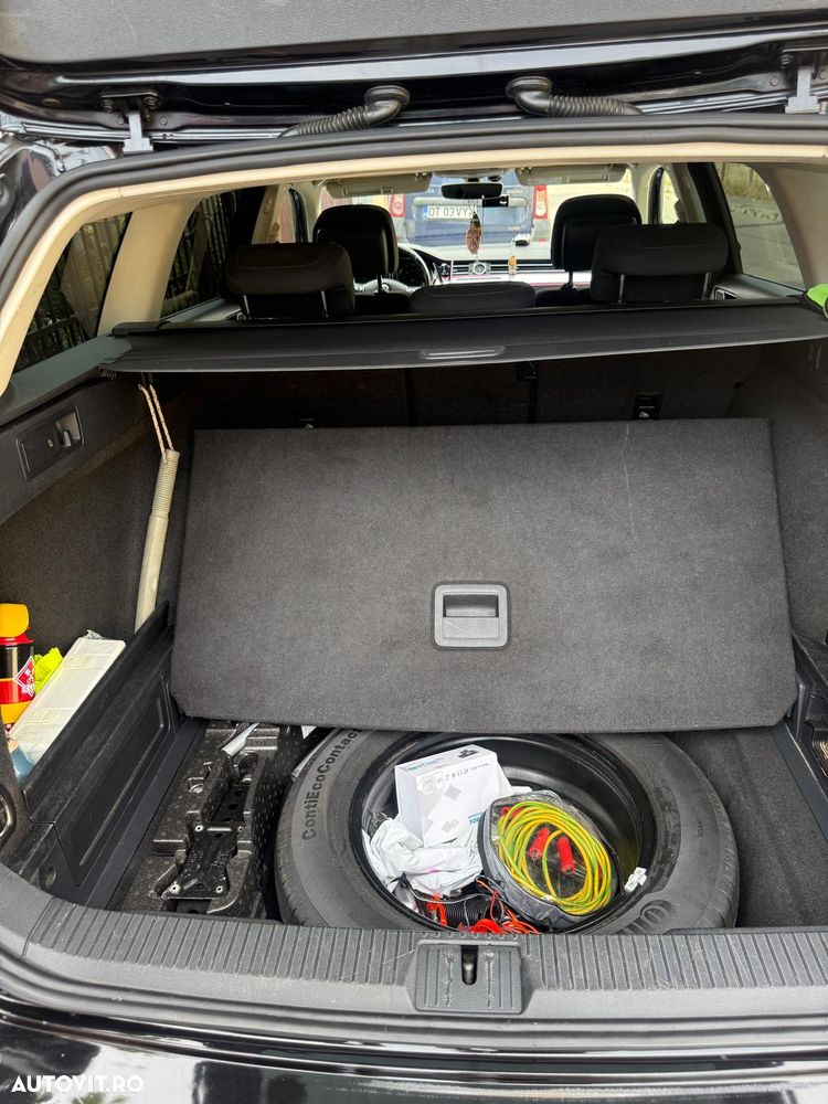 Volkswagen Passat - 12