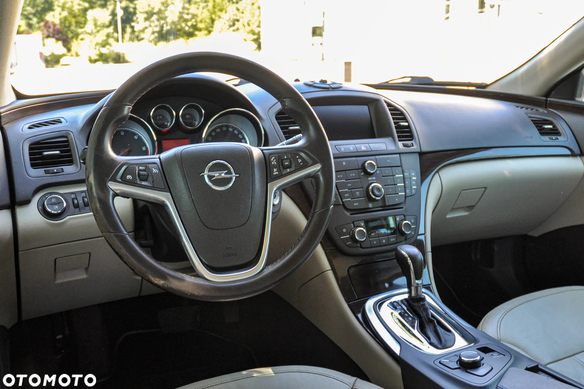 Opel Insignia 2.0 CDTI Cosmo - 9