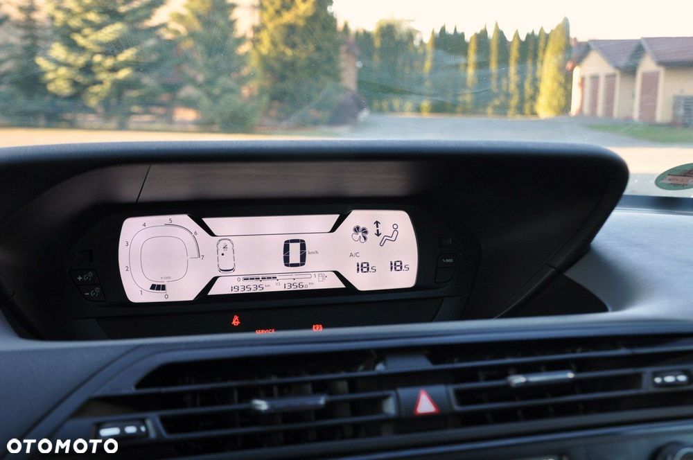 Citroën C4 Grand Picasso - 32